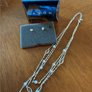 Vintage Avon Silver and Pearl Necklace Set
